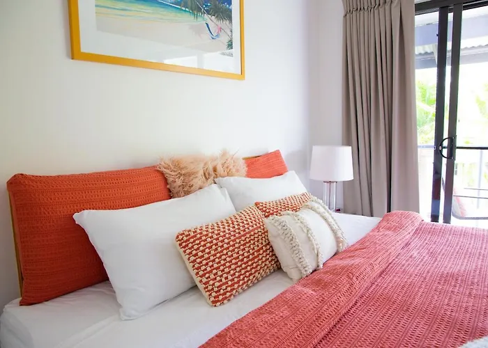 Tropical Getaway In 2 Bedroom Unit In 4 Star Resort